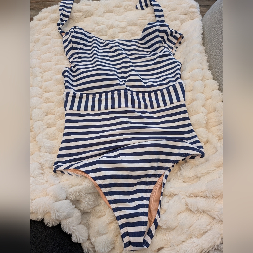 J. Crew cap sleeve Long Torso Swimsuit Nwt - Picture 6 of 9